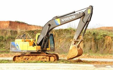 攻城兵機(jī)械指揮官:工程機(jī)械設(shè)備租賃中,挖機(jī)租賃的必要注意事項